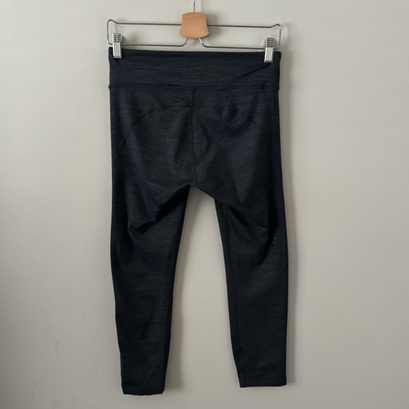 Outdoor Voices Dark Grey Techsweat 7/8 Legging - Picture 5 of 8